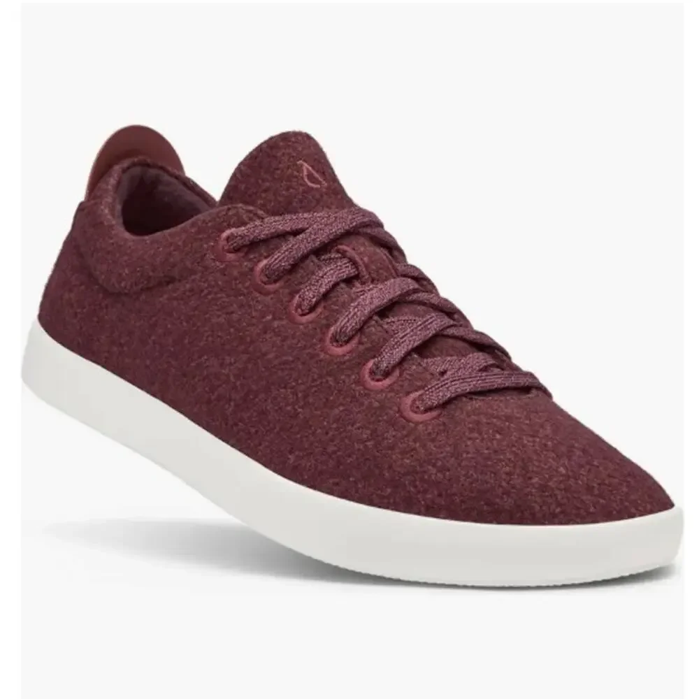 NWOB Women’s Allbirds Wool Pipers Sz 7 in Hazy Burgundy/ Blizzard